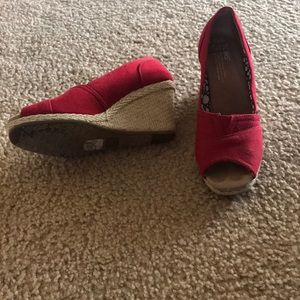 Red Toms wedges. EUC